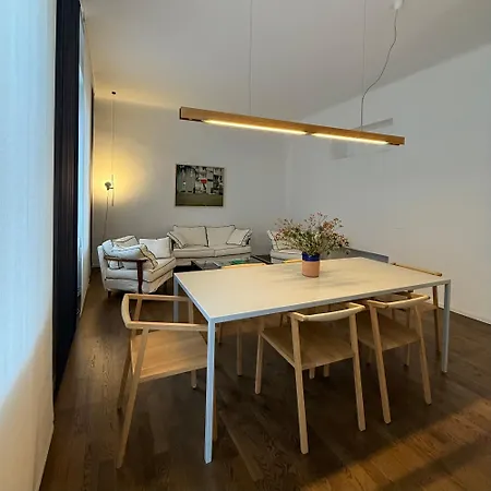 Lesones Lägenhet Milano