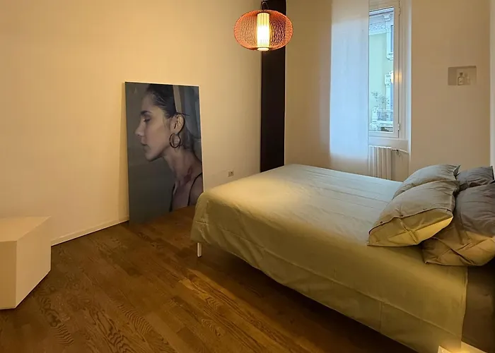 Lesones Apartment Milan