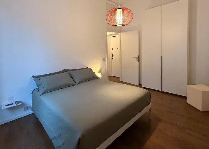 Apartment Lesones Milan